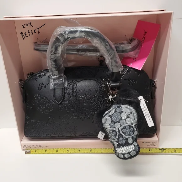 Betsey Johnson Black Skull Embossed Women's Satchel - Picture 3 of 7